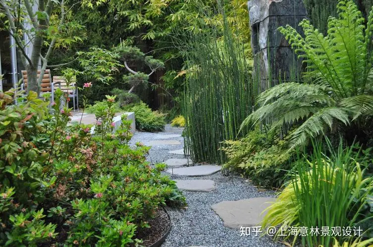 复兴大街正定路段绿化工程